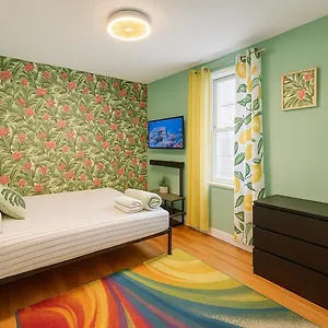 Apartment Tropical Style, New York